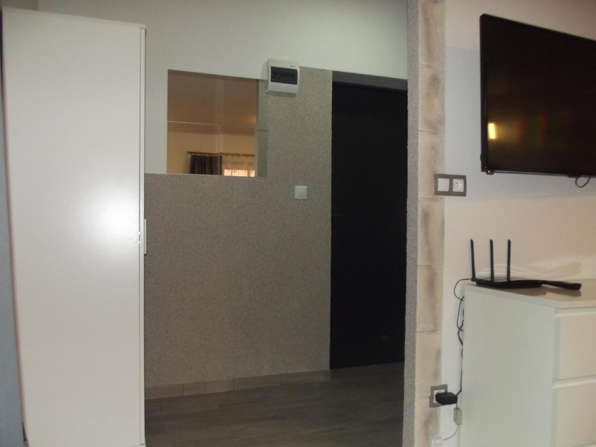 Apartament Nad Kamienną 2 Jelenia Gora Bagian luar foto